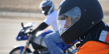learning to ride motorcycle beginners guide